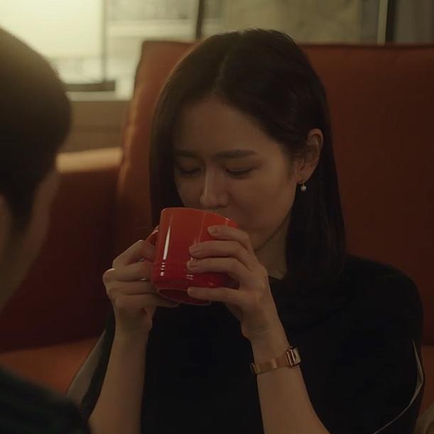 손예진의 로즈골드 시계❣️ 이미지5