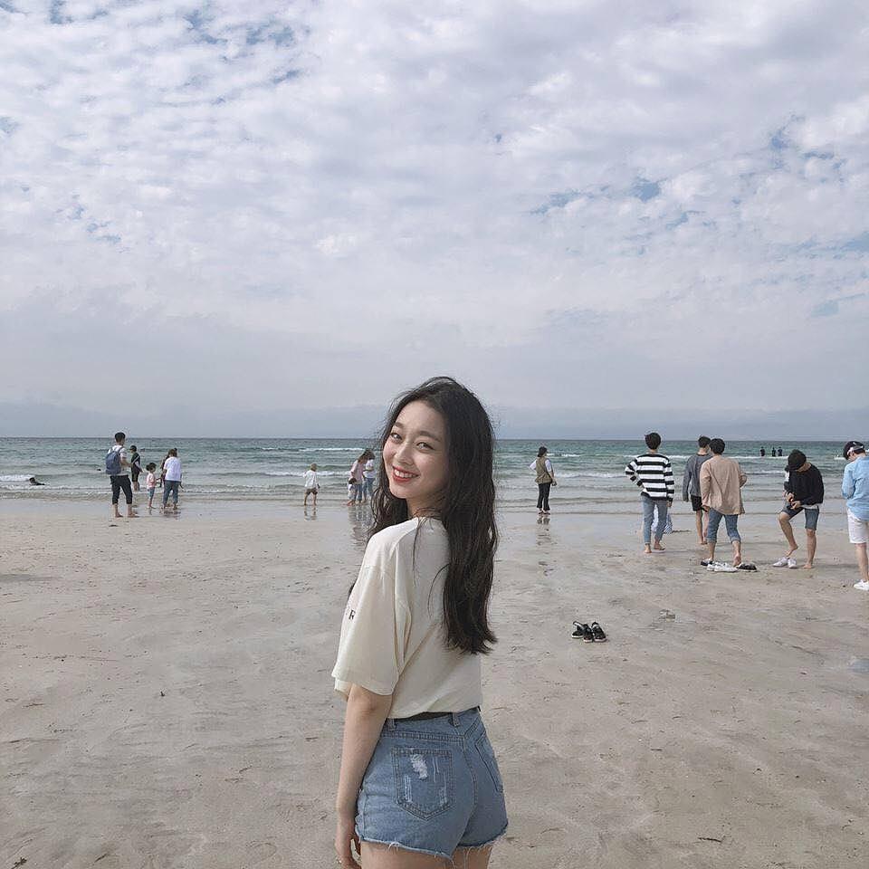 수학여행 중인 학생👧🏻이수민 이미지3