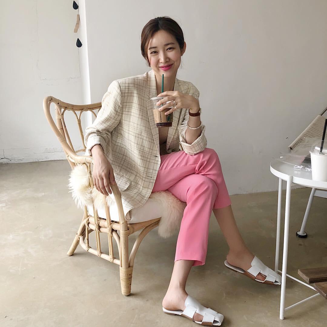 맑은날 룩 모음 💖 차정원 이미지