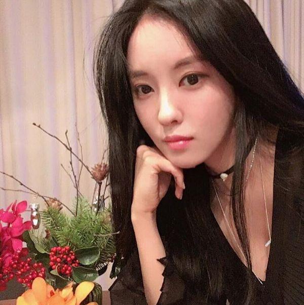 핫한 셀럽의 주얼리 스타일링💖
#뚜아후아 #귀걸이 #초커 #주얼리 #troisrois 이미지4