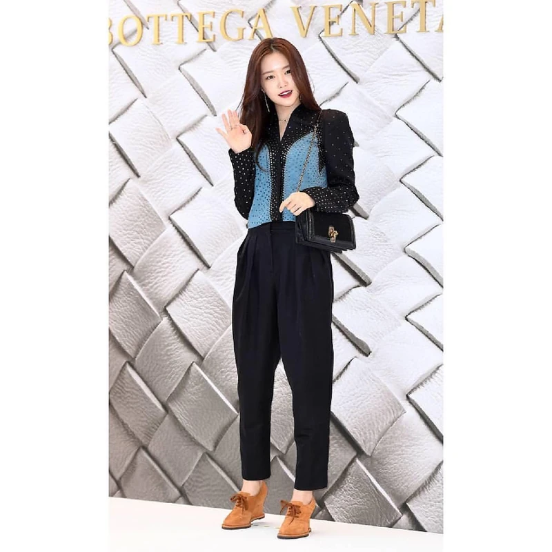 손나은 핏 비율 💕 비현실적 이미지2