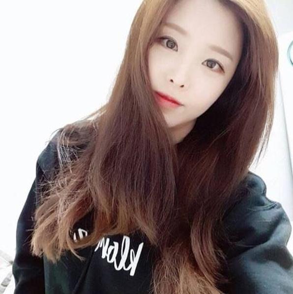 클로렌즈
셀럽들이 애정💕하는 클로렌즈. 유기견에게 수익금 기부까지..🙈착한브랜드 칭찬해👏👏👍 입어봐요!!
—
18년 황금개의 해를 맞이하여 친구를 태그하고, 상처받은 유기동물들을 향한 메시지를 적어주세요!
추첨을 통해 6분께 #클로렌즈 맨투맨 셔츠를 드립니다!
1. 좋아요 눌러주세요!
2. 댓글로 유기동물들에게 메시지를 남겨주세요📝
3. 친구들과 메시지를 이야기해 보세요!
• 당첨자: 1월 14일 발표 이미지6