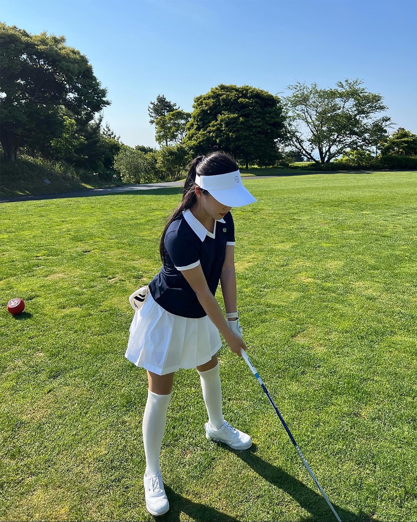 테니스룩 골프룩💚💜한번에 참고
요즘 대세 애슬레저룩🎾⛳️배럴핏 @예쁘자나 #광고 이미지10