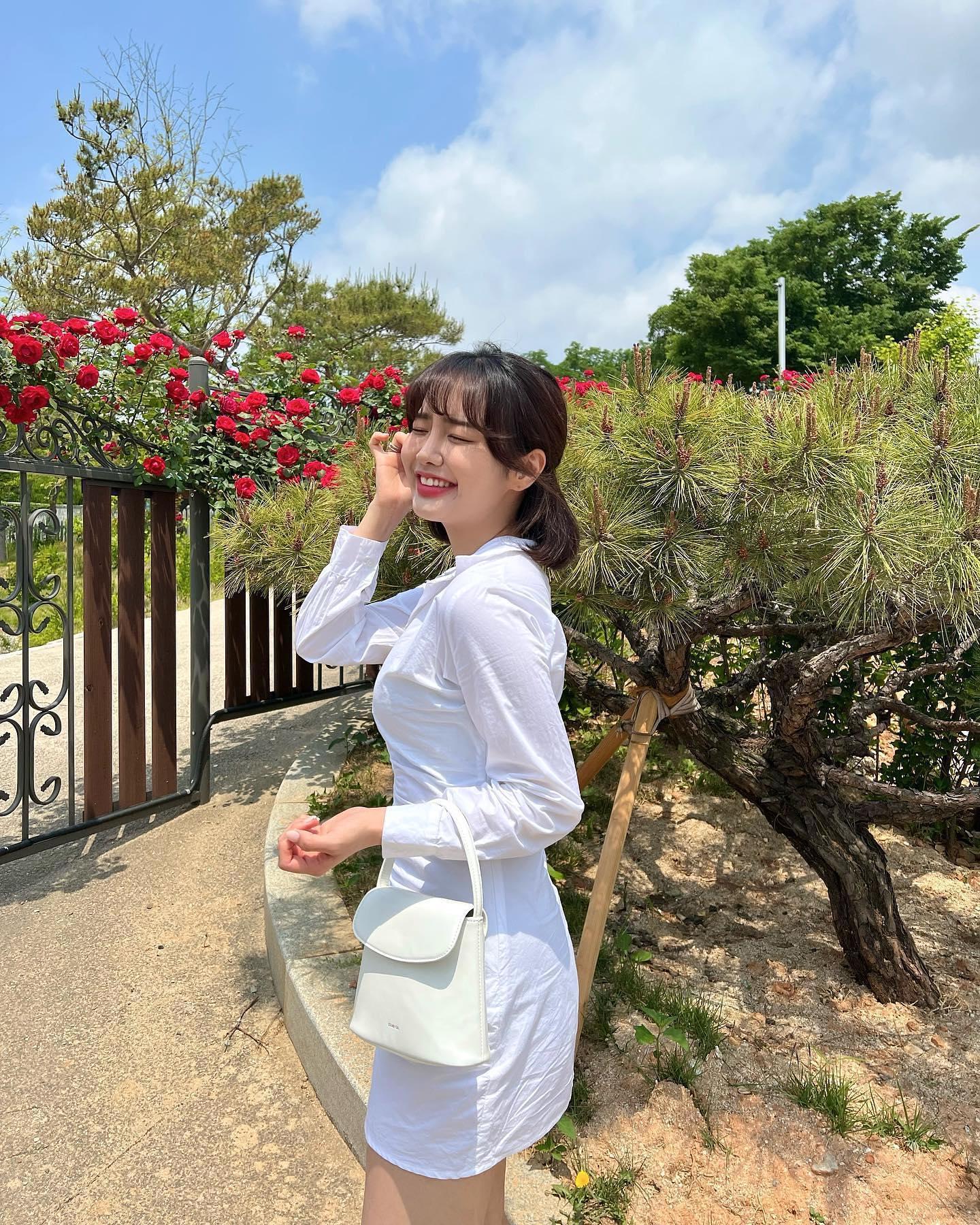 귀욤 레트로 핸디백❤️🤍@코코백 이미지5