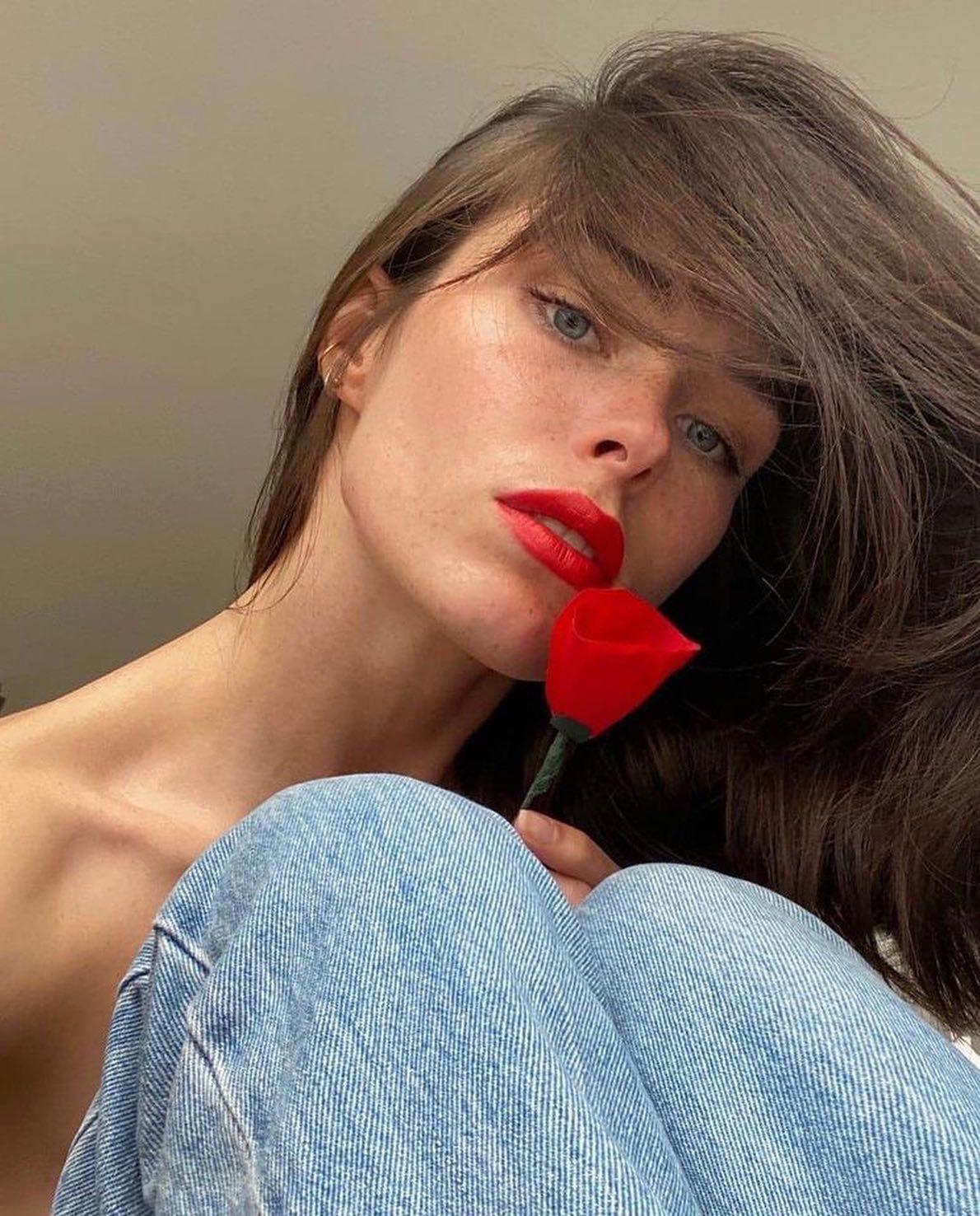 오늘 레드립으로 기분전환💋💄 이미지