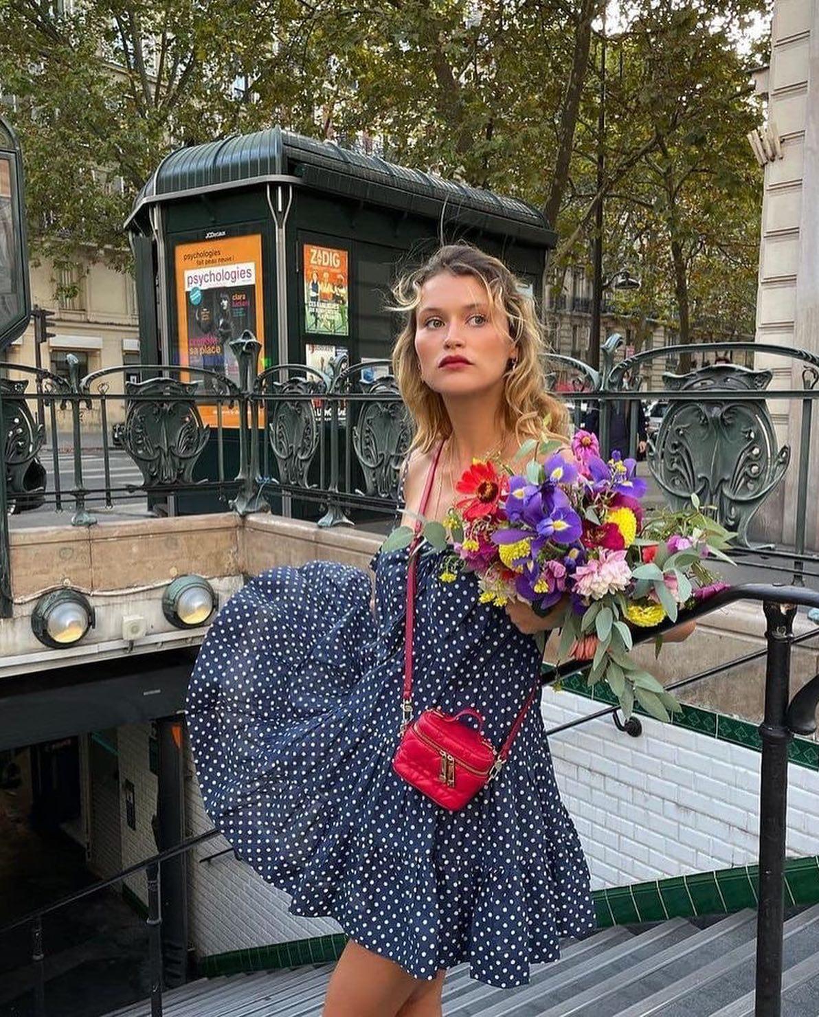 유행타지 않는 도트패턴 코디🖤🤍 이미지5