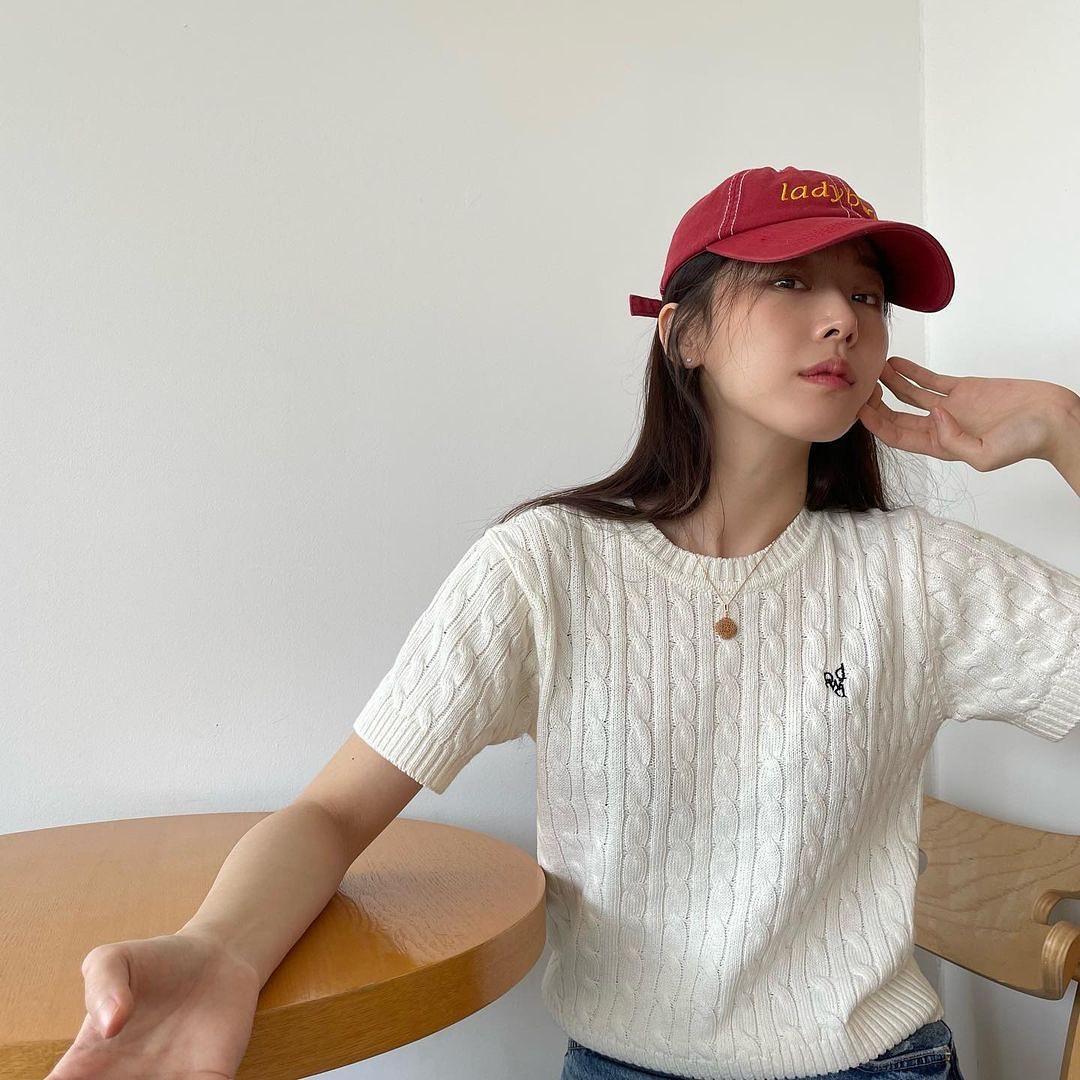 예쁜 주명언니🤍🤎@반팔니트룩 이미지