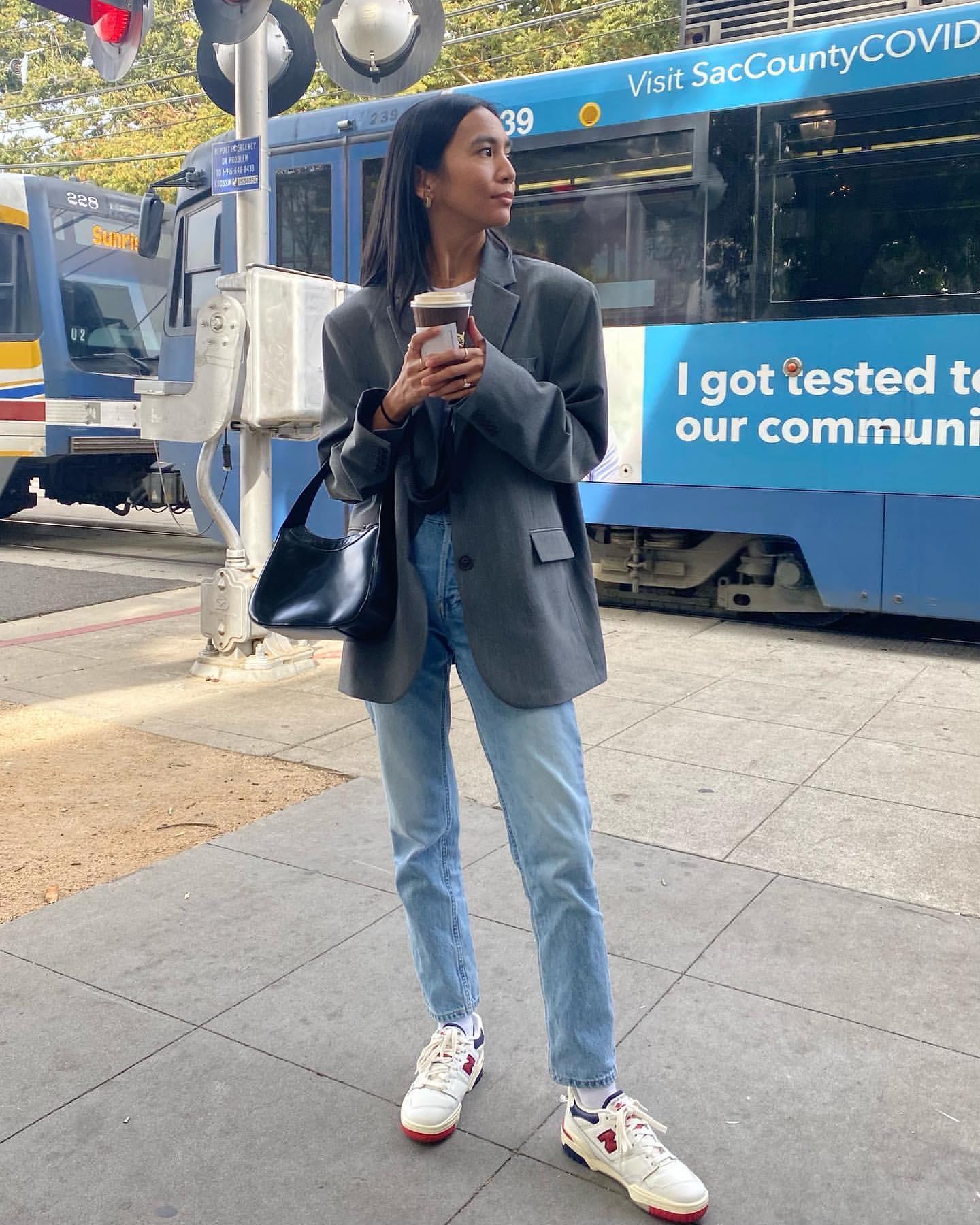 이젠 데일리 필수템🤍❤️뉴발550 이미지