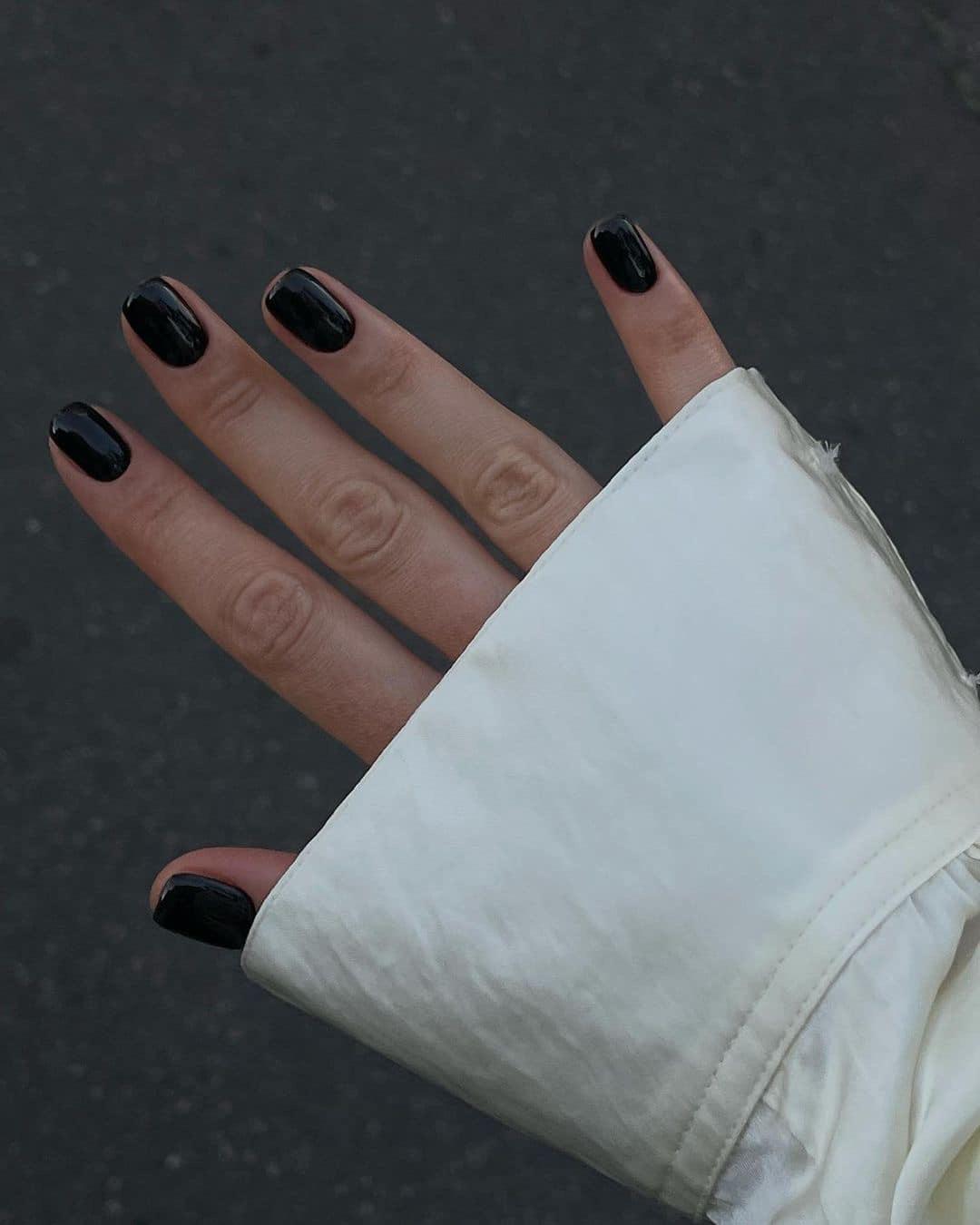 한 컬러로 심플하게💅🏻💓@네일 이미지4
