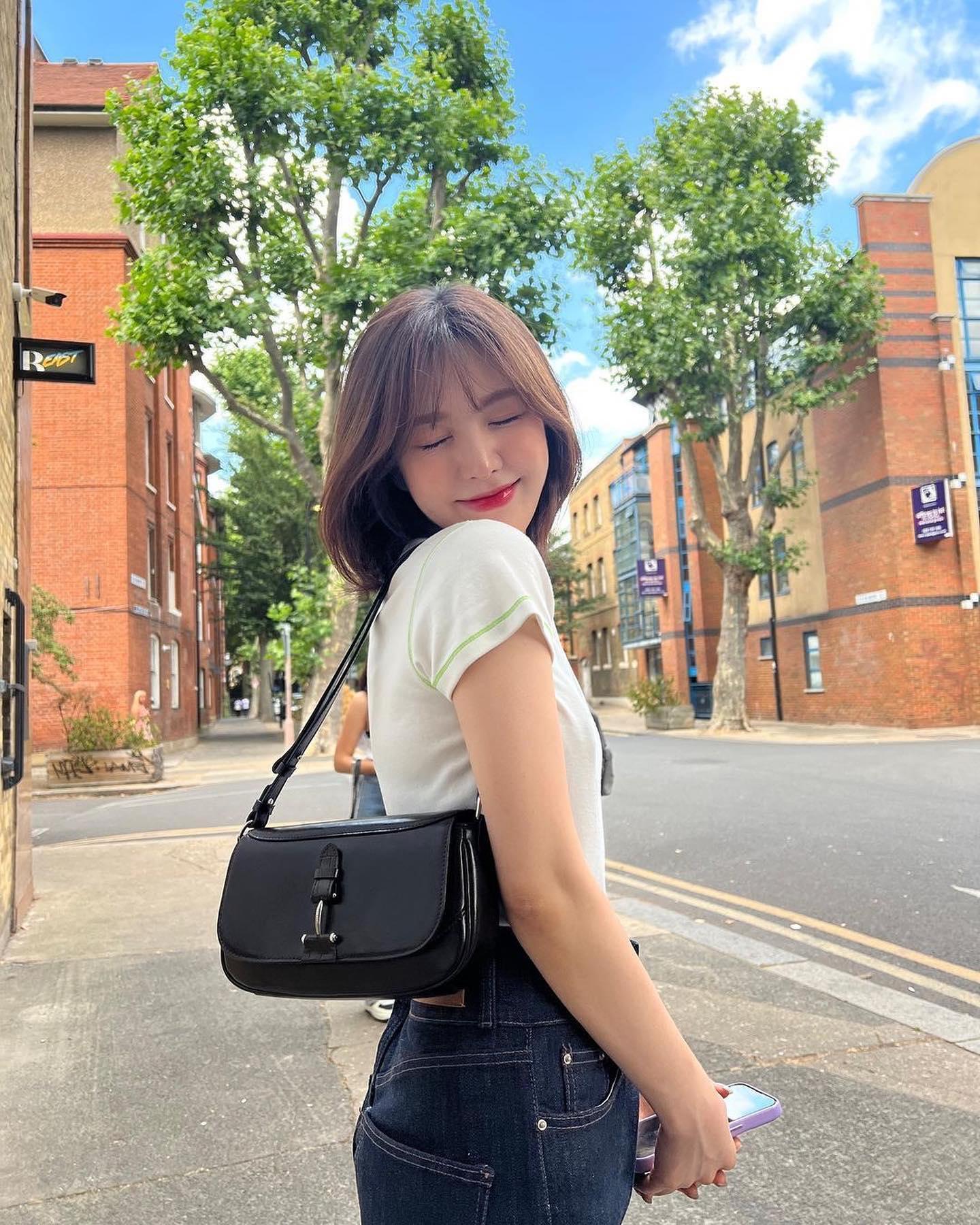 웬디 데일리템 코디🖤🤍@저장해 이미지