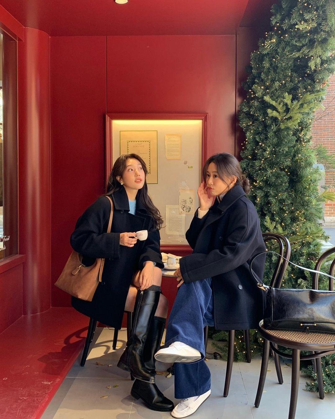 서울숲 속 파리🇫🇷@오뗄루에브르​
루에브르 플래그십 오픈🏬❤️주말에 파리지앵 인생샷?! #광고 이미지