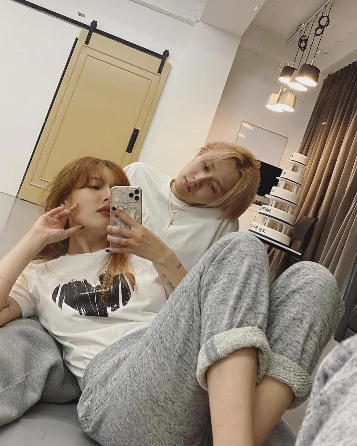 현아던처럼 힙하게 커플룩👩🏻‍❤️‍👨🏻🖤 이미지5