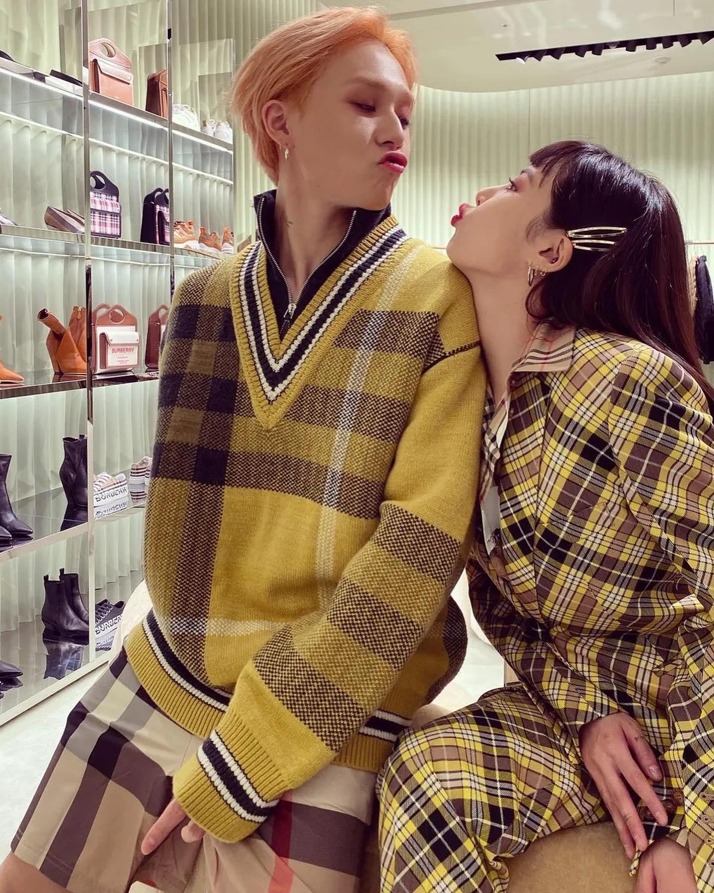 현아던처럼 힙하게 커플룩👩🏻‍❤️‍👨🏻🖤 이미지9