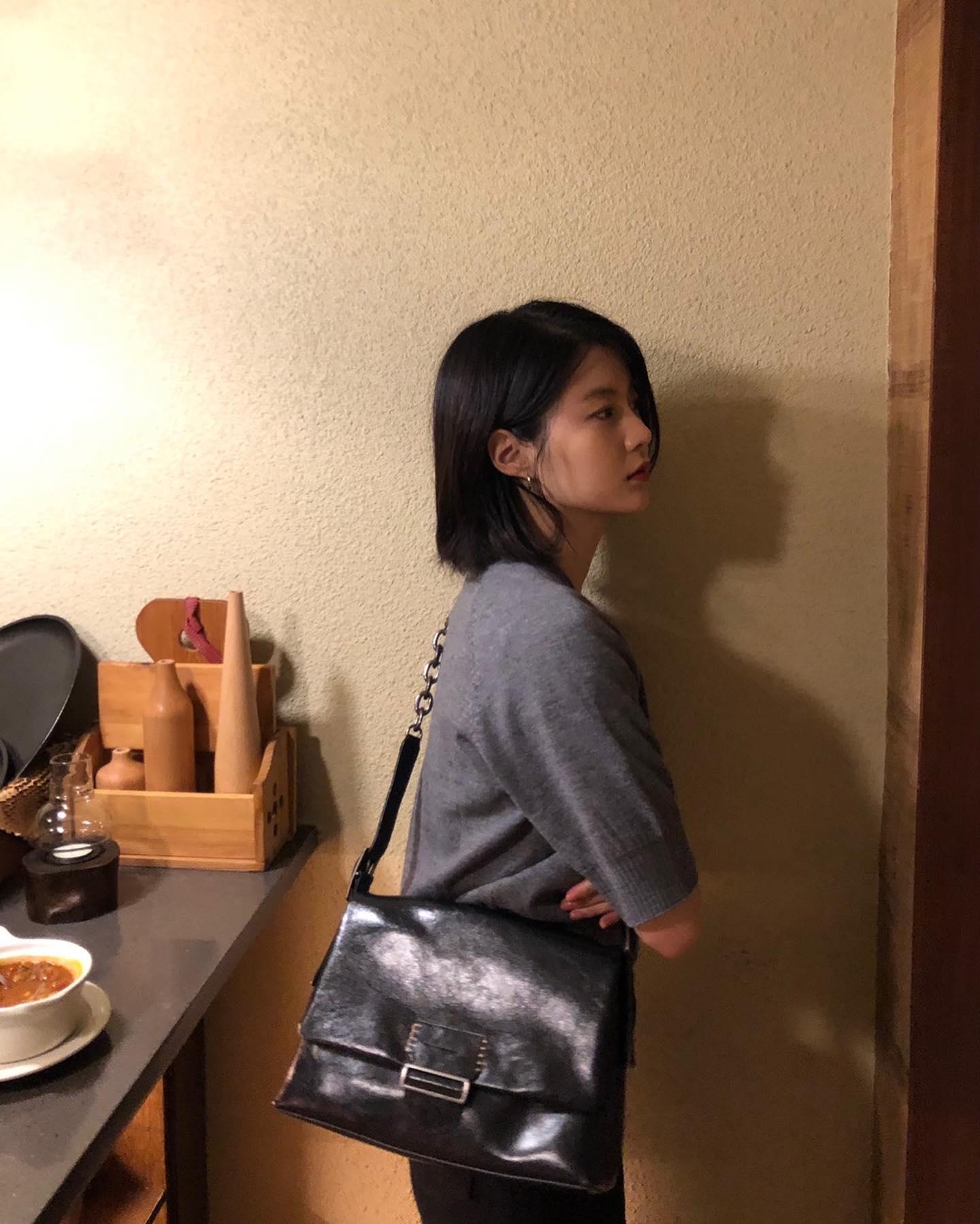 가을 가방무드🖤🤎코디 @참고해 이미지