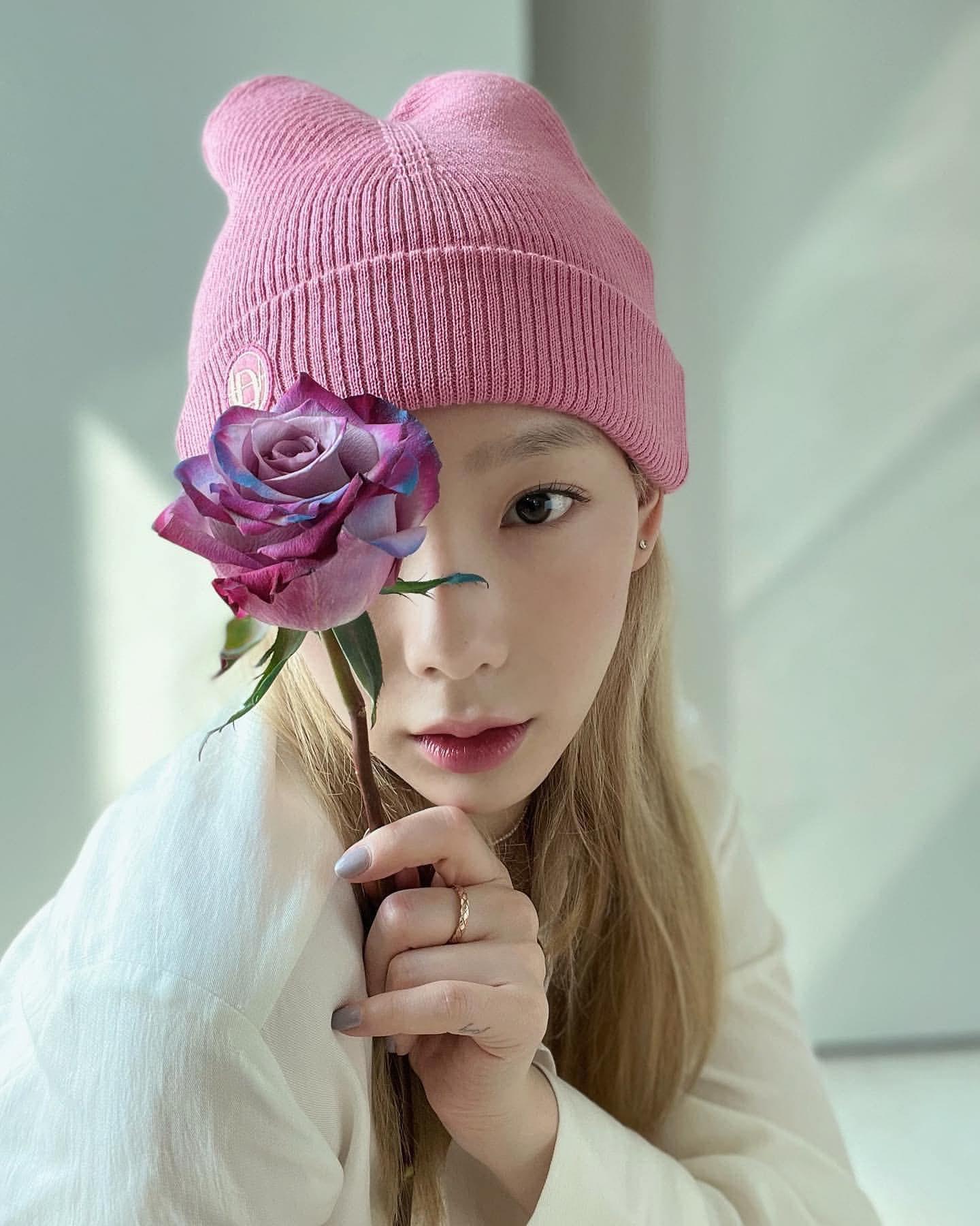 이제 슬슬 비니 꺼낼 때😀🖤 이미지