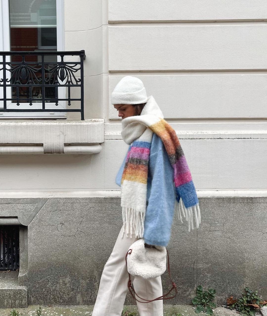 겨울 액세서리로 꽁꽁 싸매❄️🥶 이미지