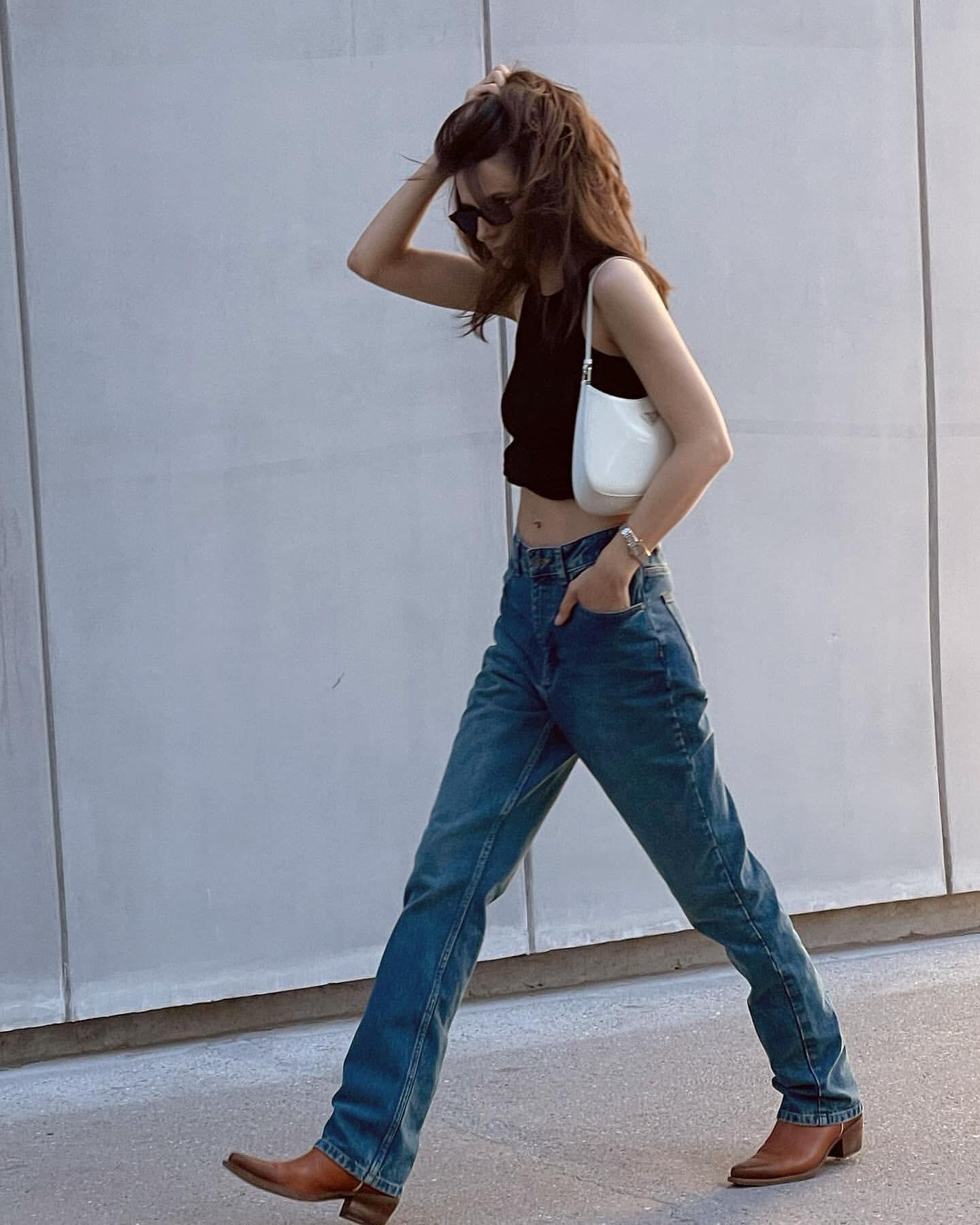 나시에 데님으로 쿨하게👖🤍 이미지