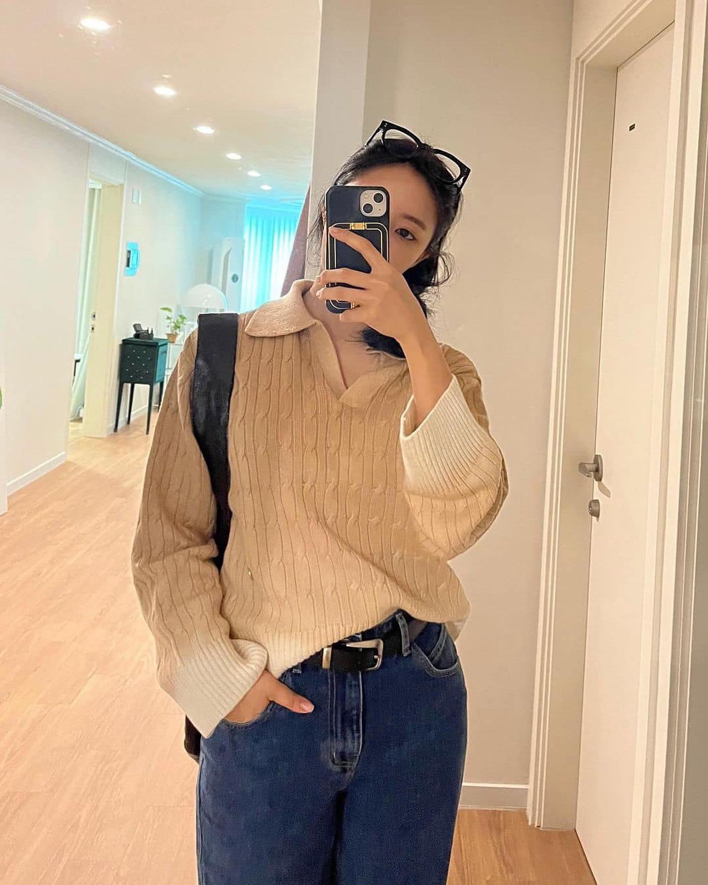 효민언니처럼 외출전 거울셀피🤎 이미지2