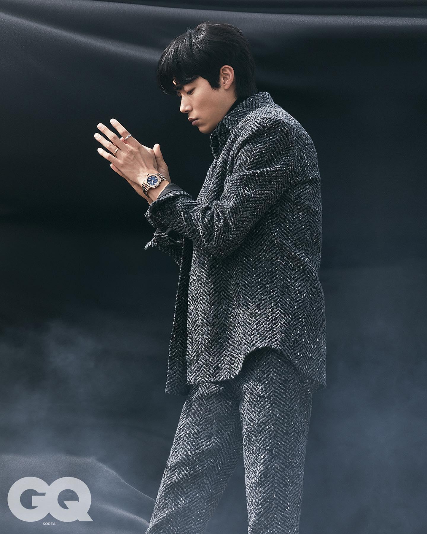 쇼파드 x 류준열🤎🖤가을 남친룩
시계로 완성하는 가을코디🍁⏱시계 스타일링 @따라해 #광고 이미지2