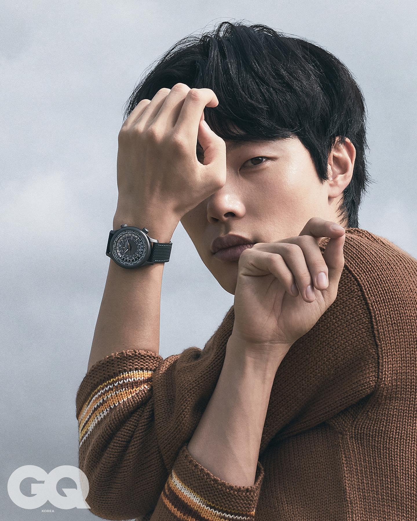쇼파드 x 류준열🤎🖤가을 남친룩
시계로 완성하는 가을코디🍁⏱시계 스타일링 @따라해 #광고 이미지9