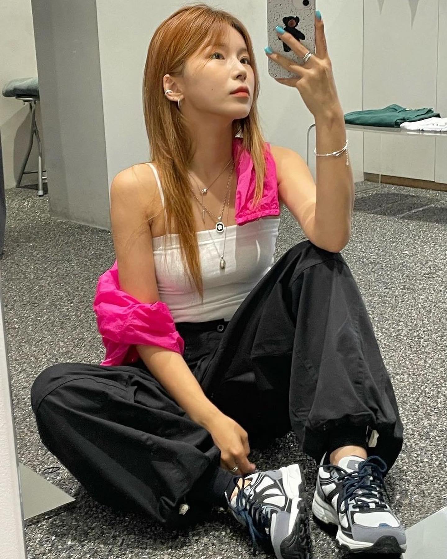 완벽한 데일리 정석👟🖤젤벤쳐6 이미지10