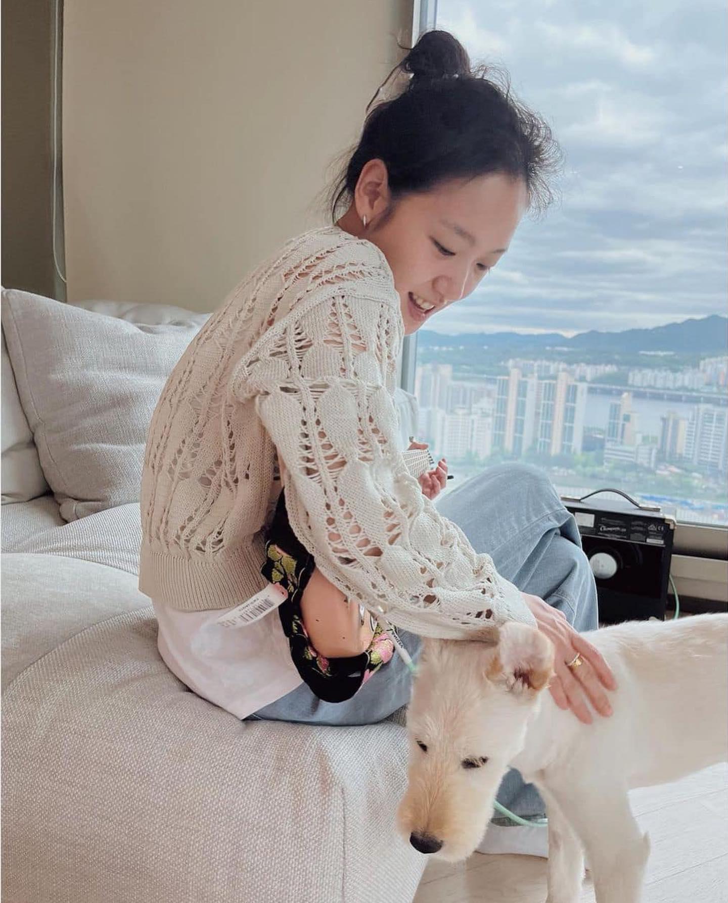 볼수록 빠져드는 언니@김고은🤍 이미지