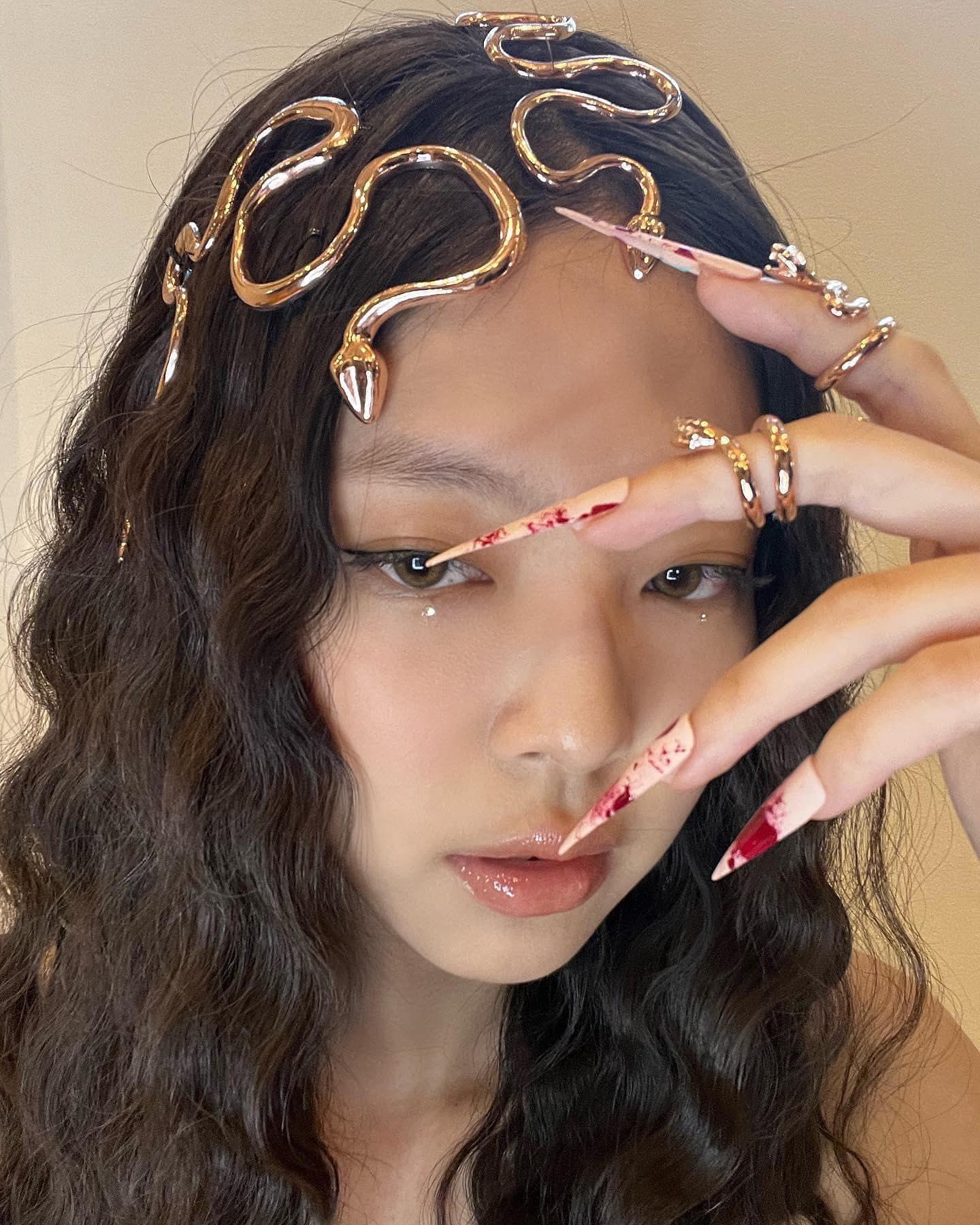 한번쯤은 이런 네일💅🏼 어때🔥 이미지