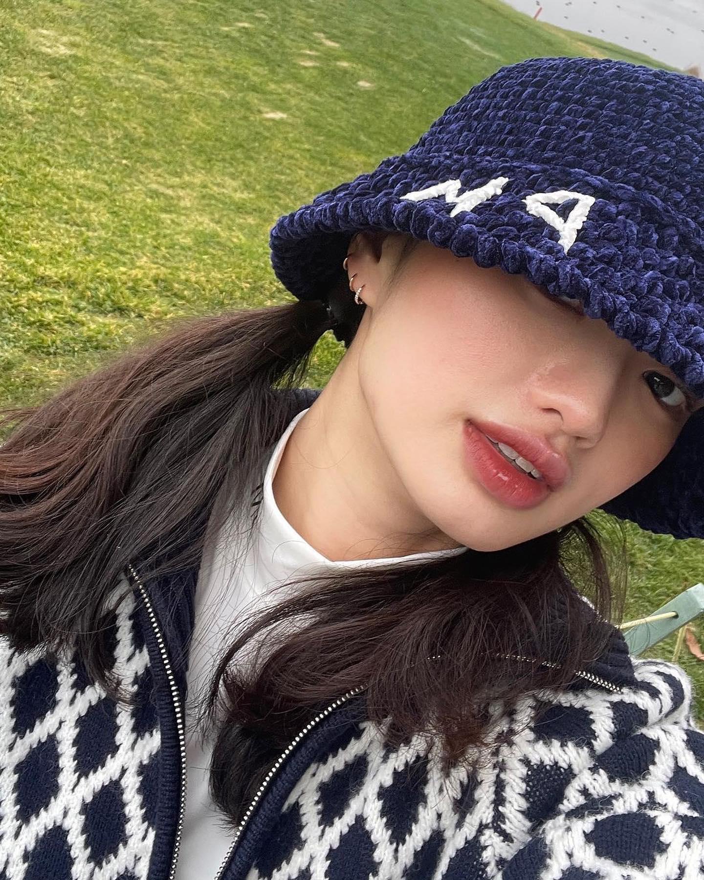 언니들 겨울 라운딩룩💜💚@예뻐 이미지3