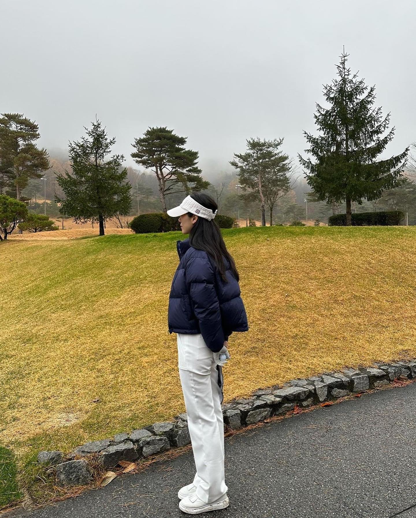 언니들 겨울 라운딩룩💜💚@예뻐 이미지4