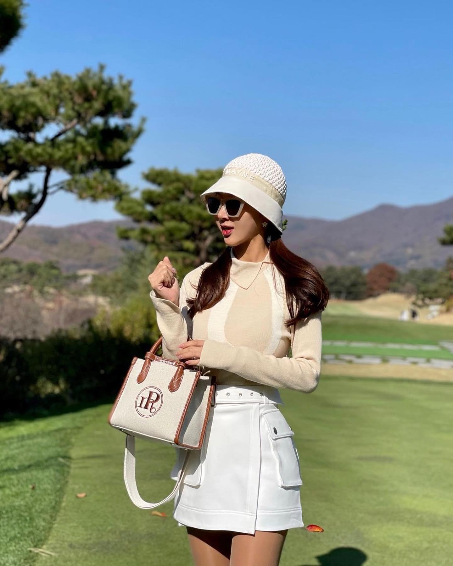 언니들 겨울 라운딩룩💜💚@예뻐 이미지10