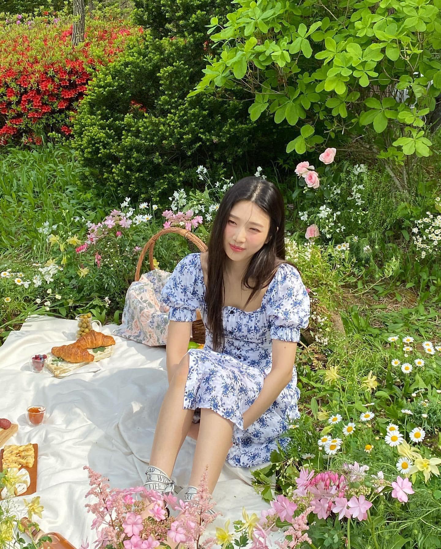 플라워 원피스로 산뜻하게🌷👗 이미지3