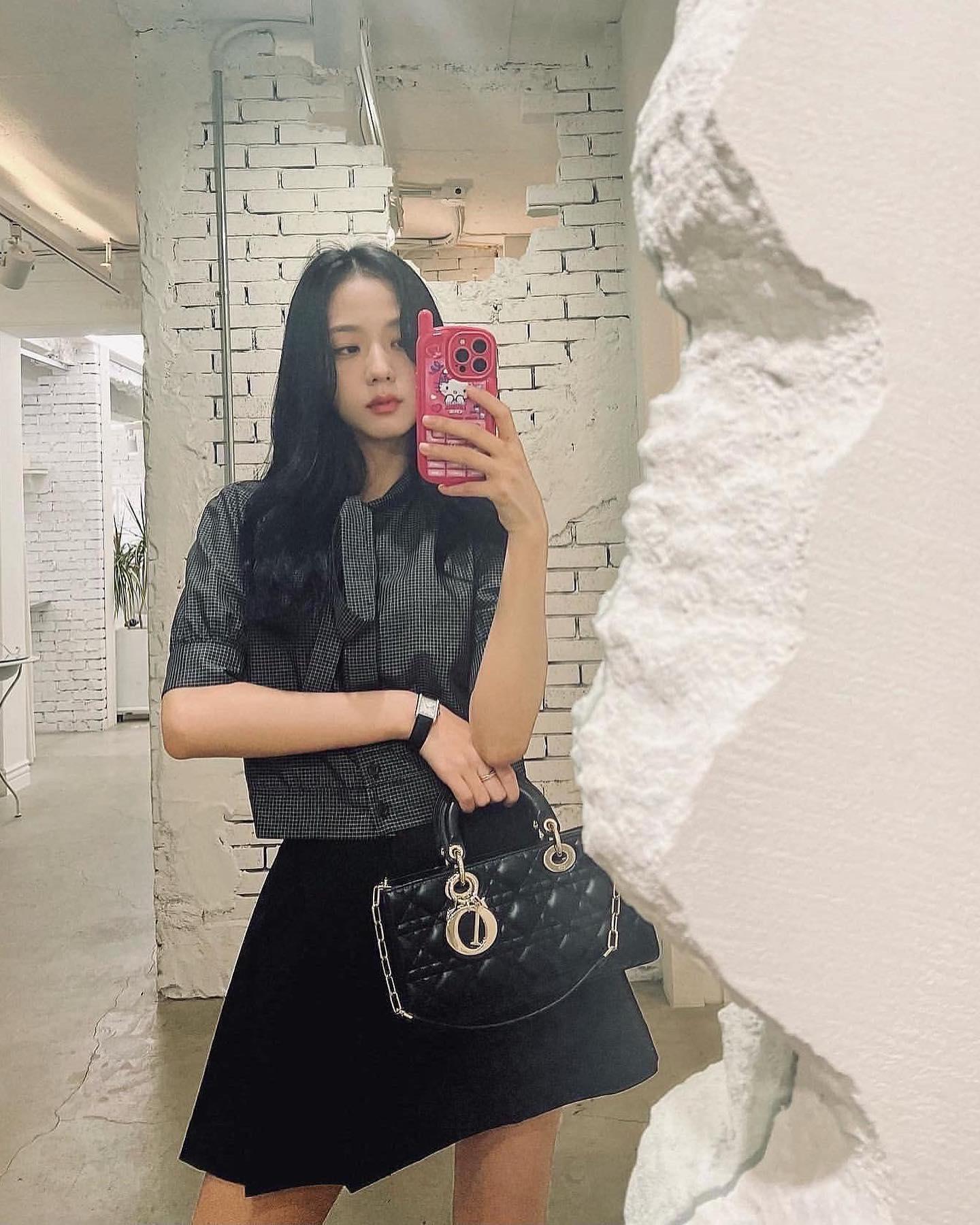 언니들의 우아한 레이디디올👜✨ 이미지