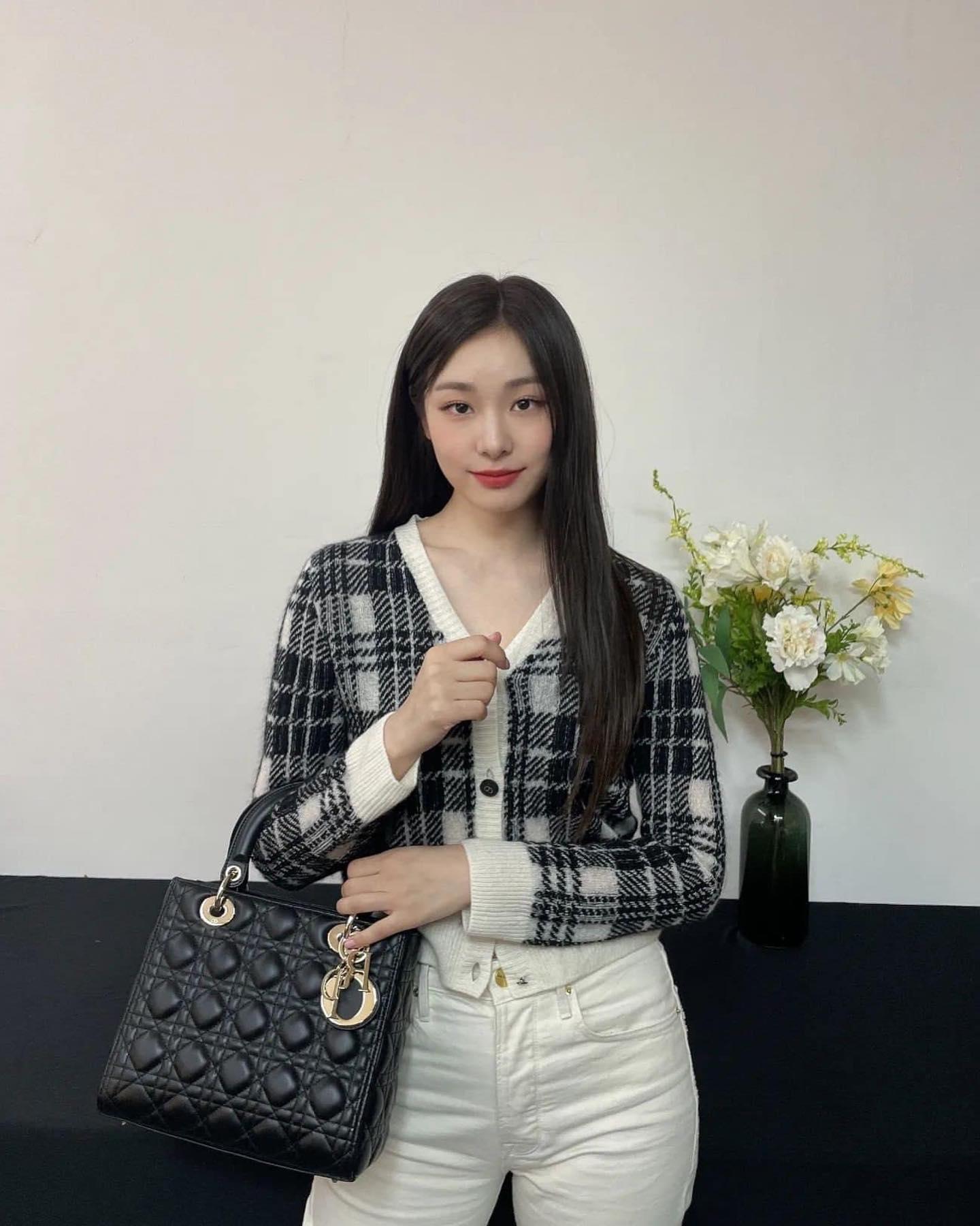 언니들의 우아한 레이디디올👜✨ 이미지