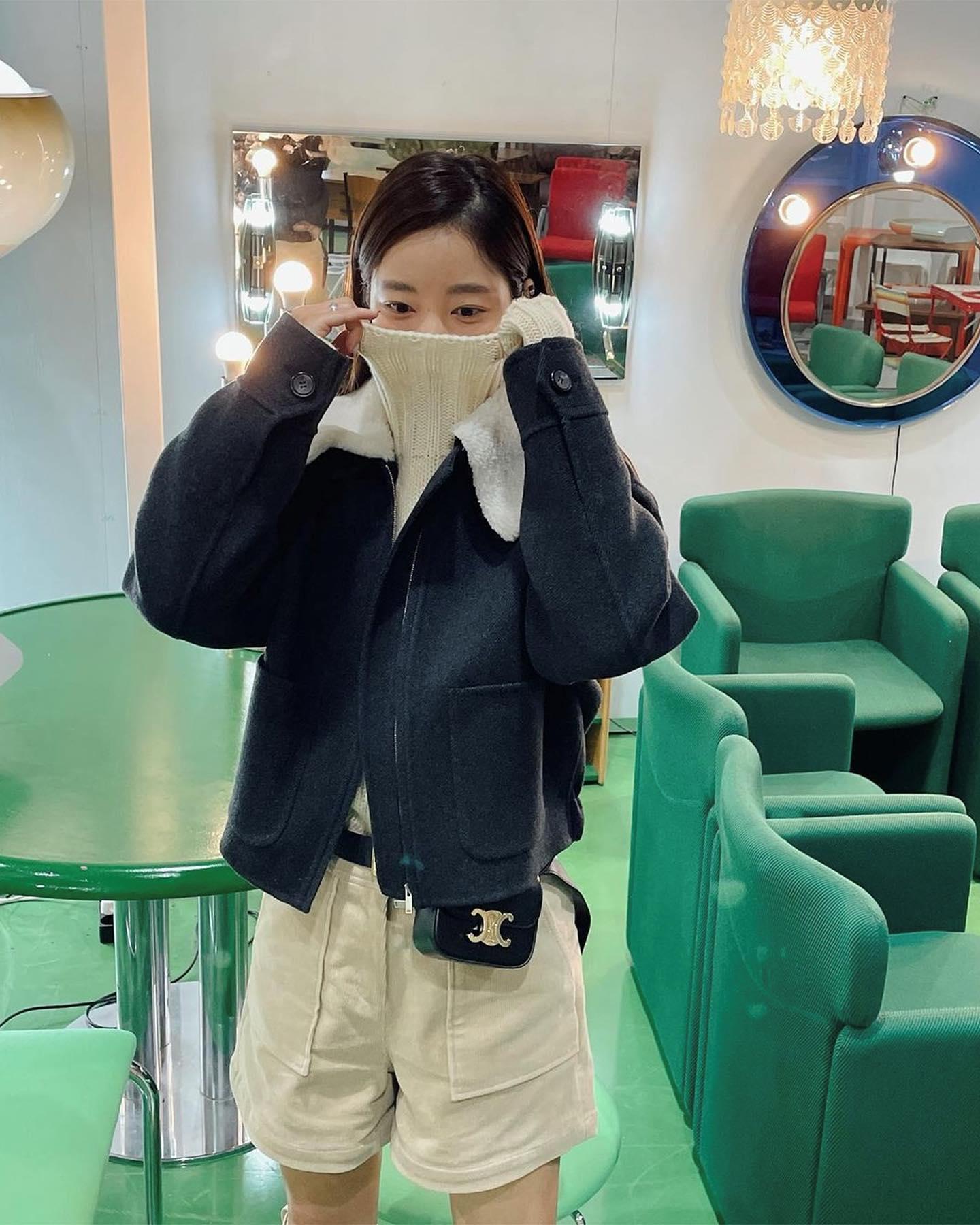 요즘 넘 예쁜🤍🖤청순 핸메 점퍼 이미지