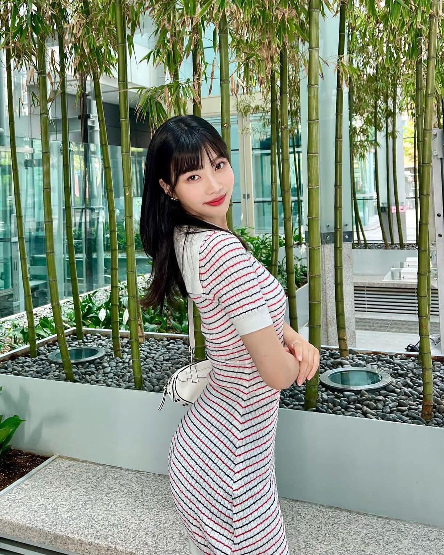 언니들처럼 원피스 입자🌼🖤 이미지