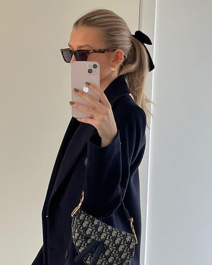 언니들처럼 머리에 리본 장착🎀 이미지