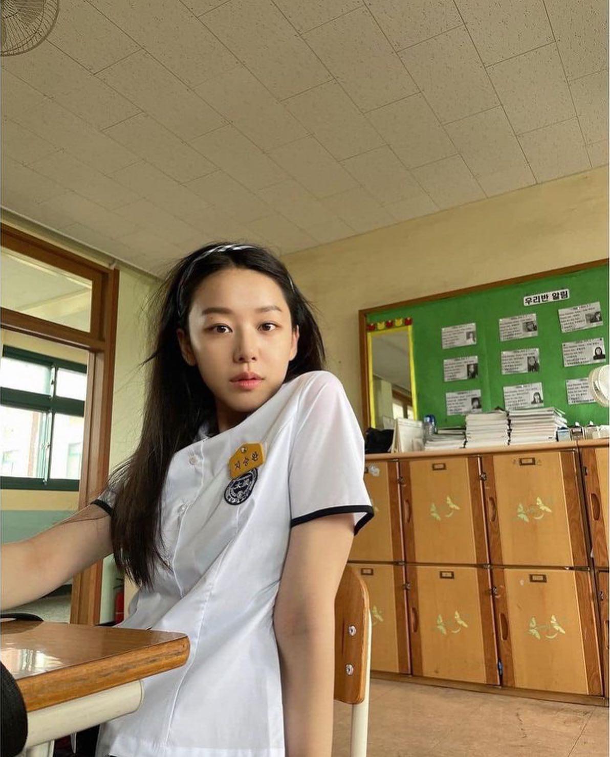 사랑스러움 가득, 머리띠스타일💗 이미지