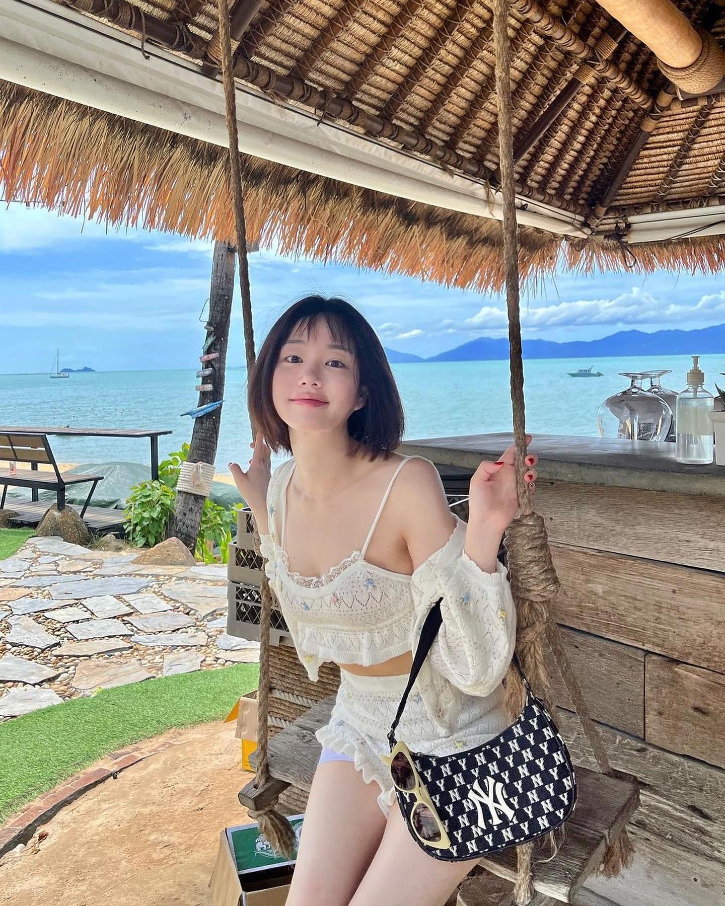 유비언니 픽👜🖤MLB 호보백 
여름에 모노그램 포인트로⚾️🙆🏻‍♀️데일리백 추천해🤍 #광고 이미지