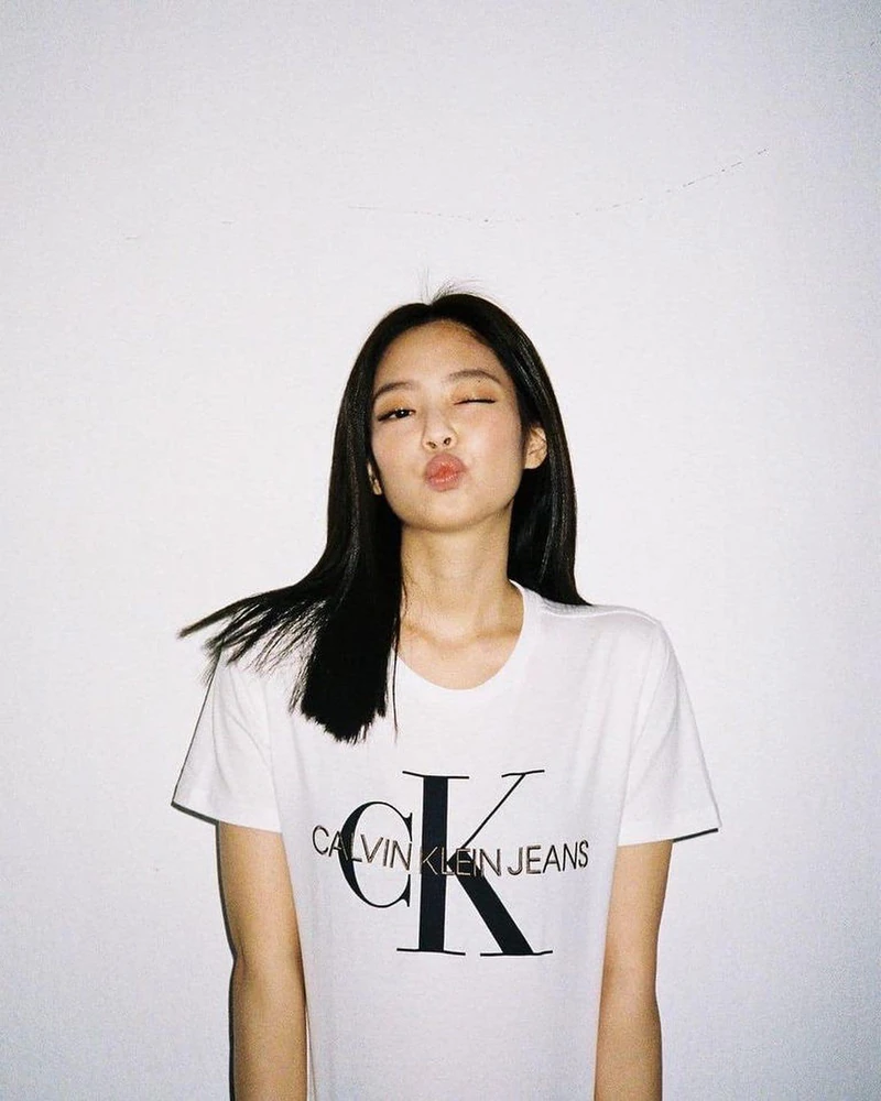 기본 반팔티로 딱✔️@캘빈클라인 이미지1