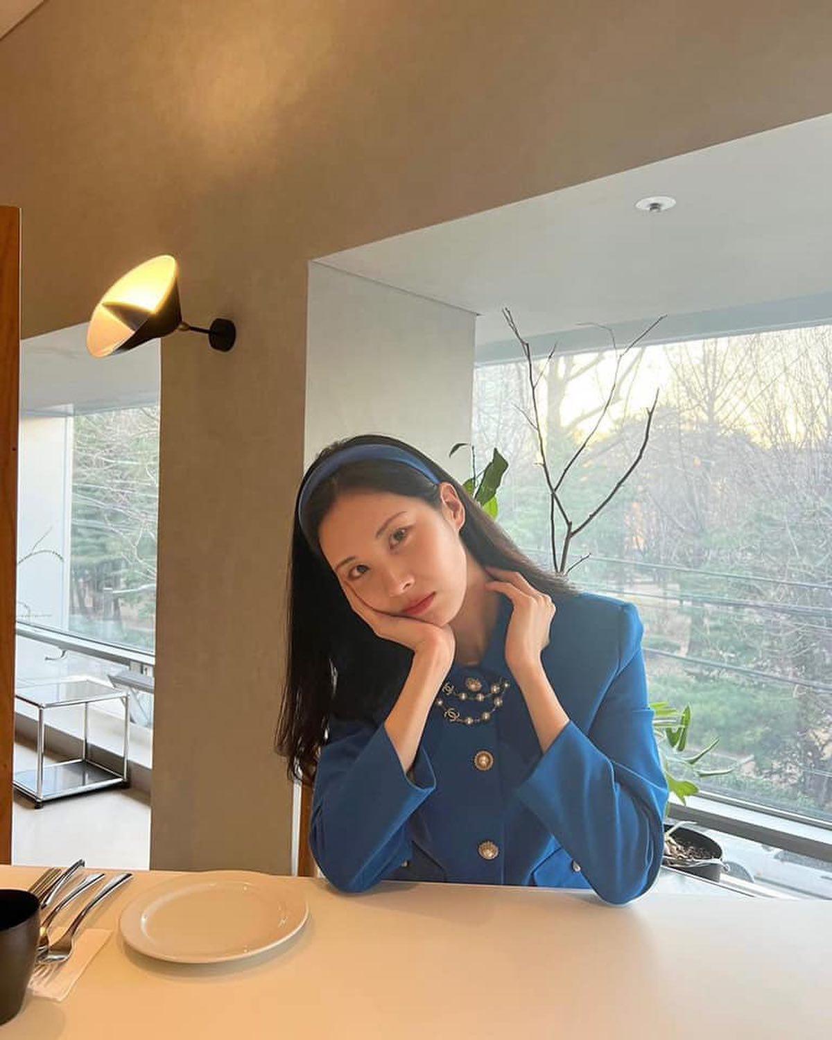 진주목걸이 하나로 룩 완성🐚🤍 이미지