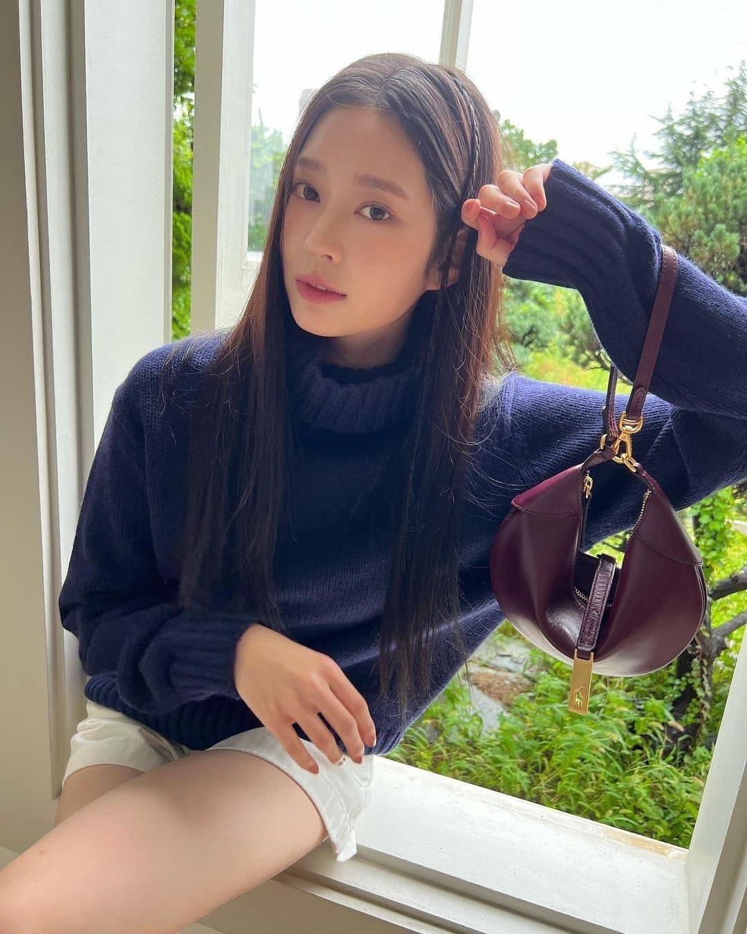 아기고양이상 비주얼😺💙김민주 이미지