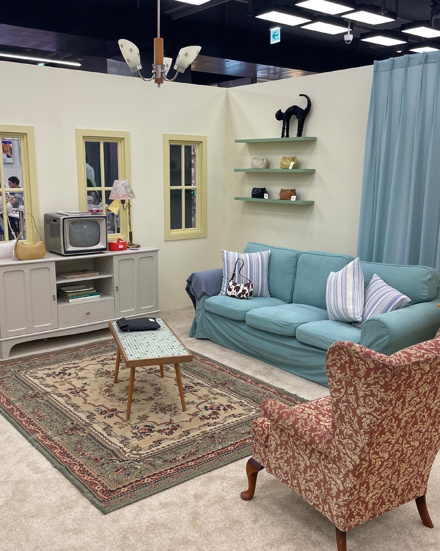 더현대 색감🌈👛셀카 @핫플가자
색감 맛집 스탠드오일 팝업 오픈🏬🛍아기자기 귀여웡 #광고 이미지3