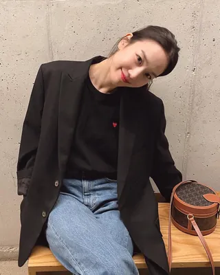 블랙자켓 코디🖤러블리 @장희령 이미지