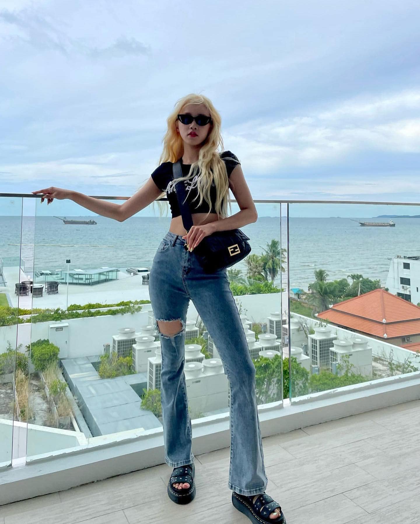올해는 찢청 하나 필수👖😎 이미지6