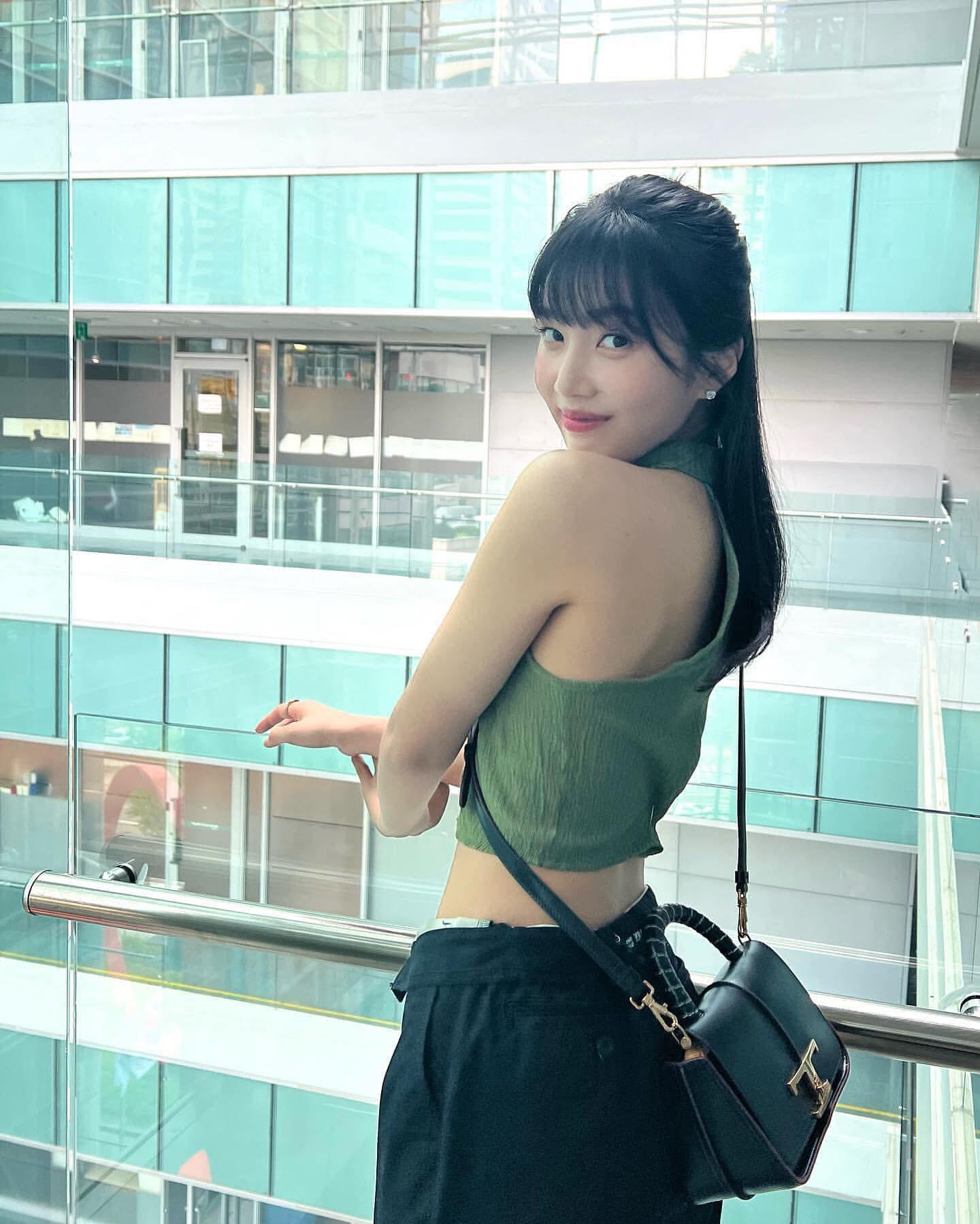 청순 귀욤 조이 데일리💛 이미지