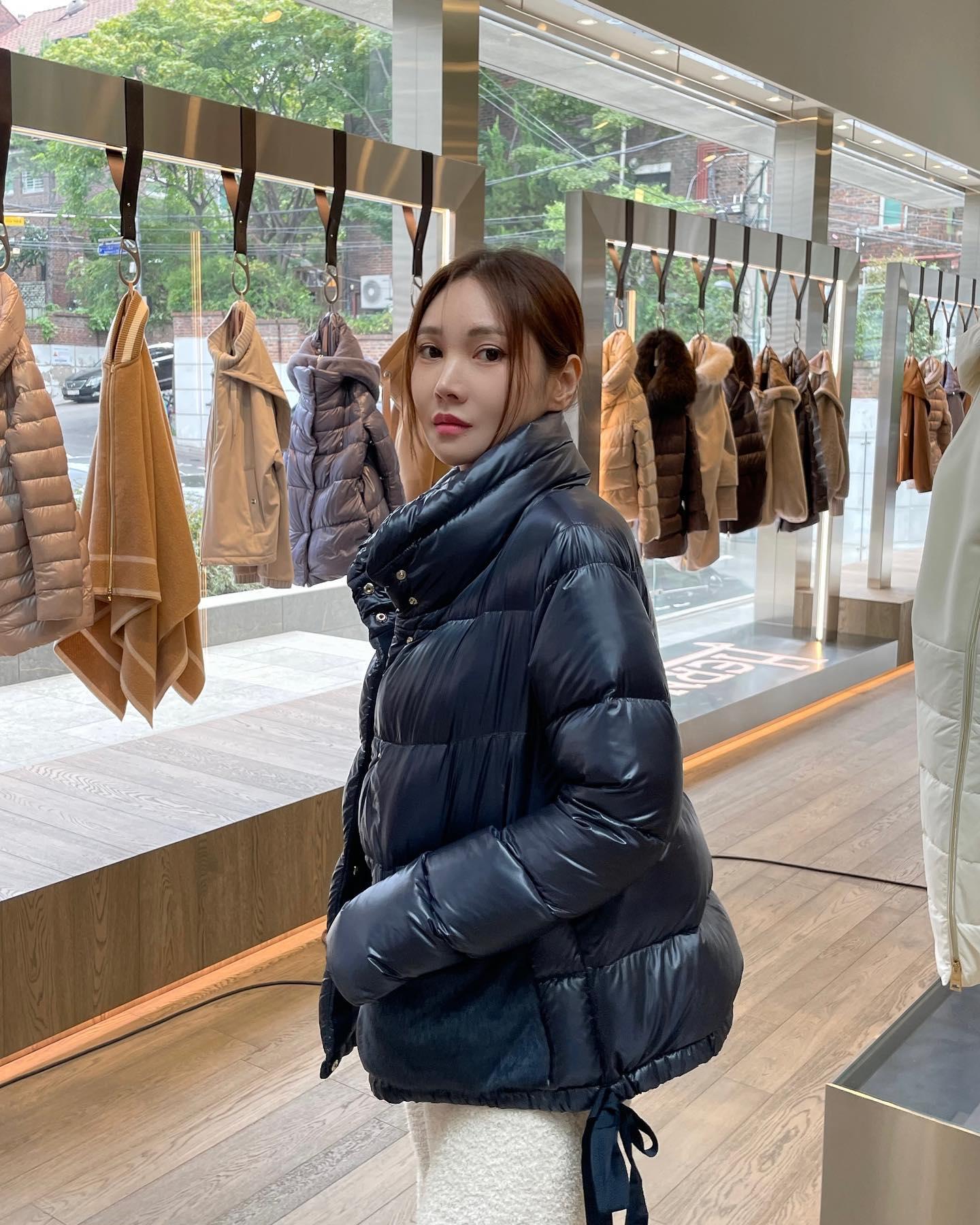 앨리스펑크 언니처럼💛☃️에르노
겨울 패딩 예쁘게 코디하는 법💚🤍미리미리 @준비해 #광고 이미지5