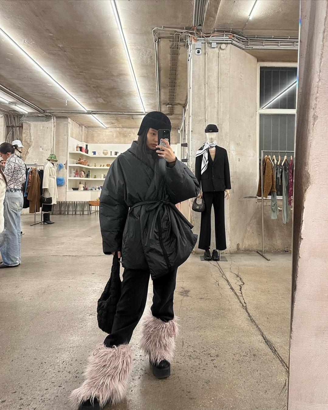 블랙패딩 전문가는 제니에요🖤🖤 이미지7