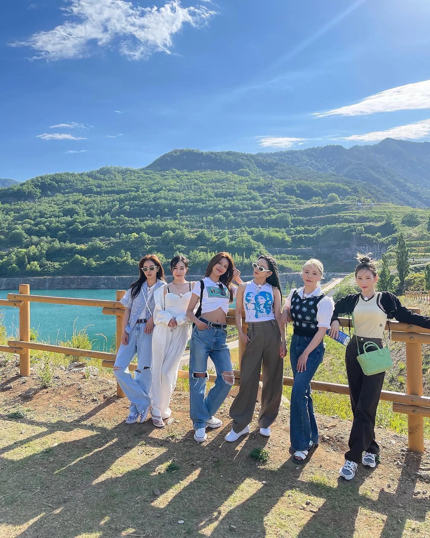 여름 휴가룩👒🏝언니들 @따라해 이미지