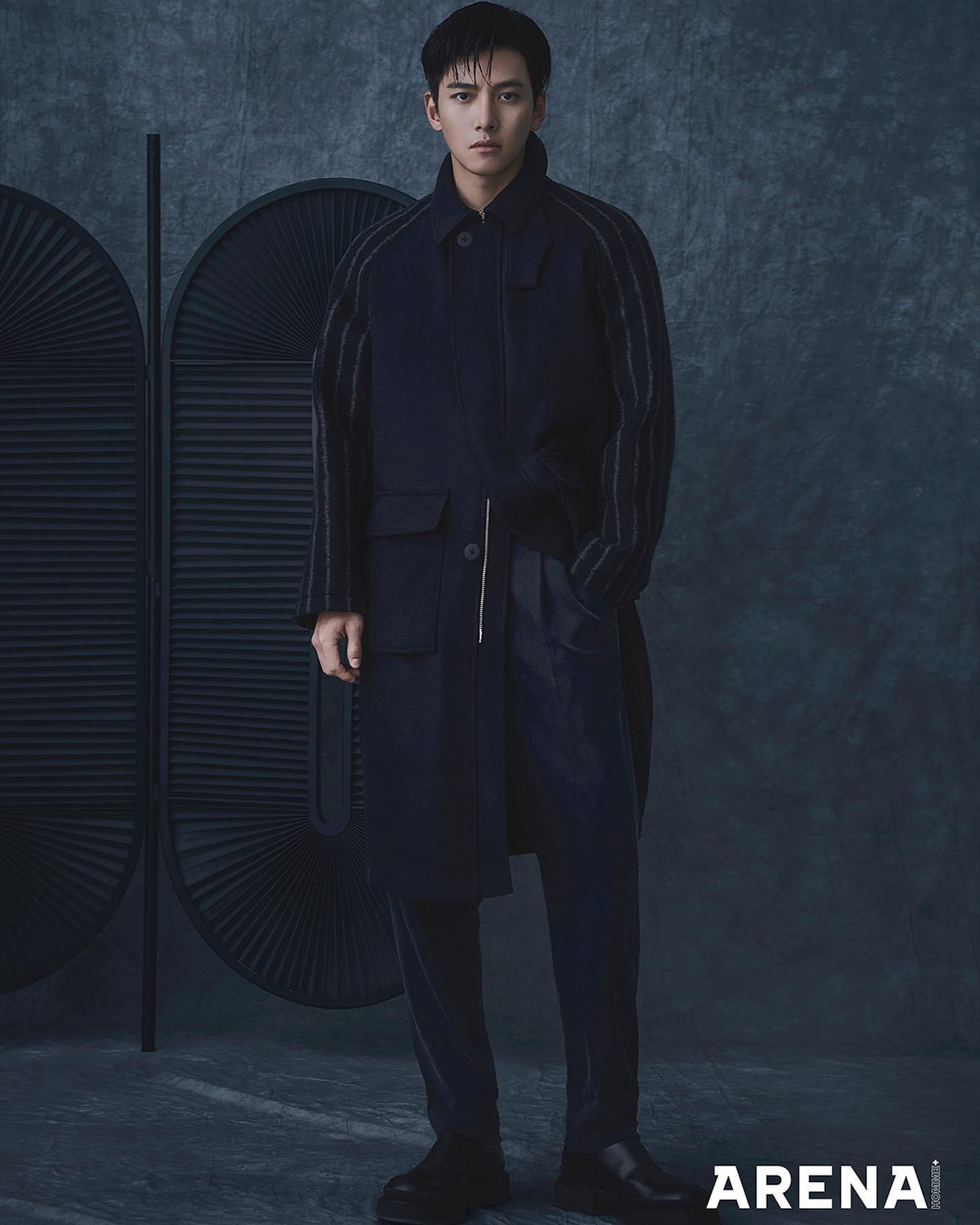 조르지오 아르마니 & 지창욱🖤
우아한 남성미 가득🤵🏻💙이런 느낌 남친룩 @참고해 #광고 이미지5