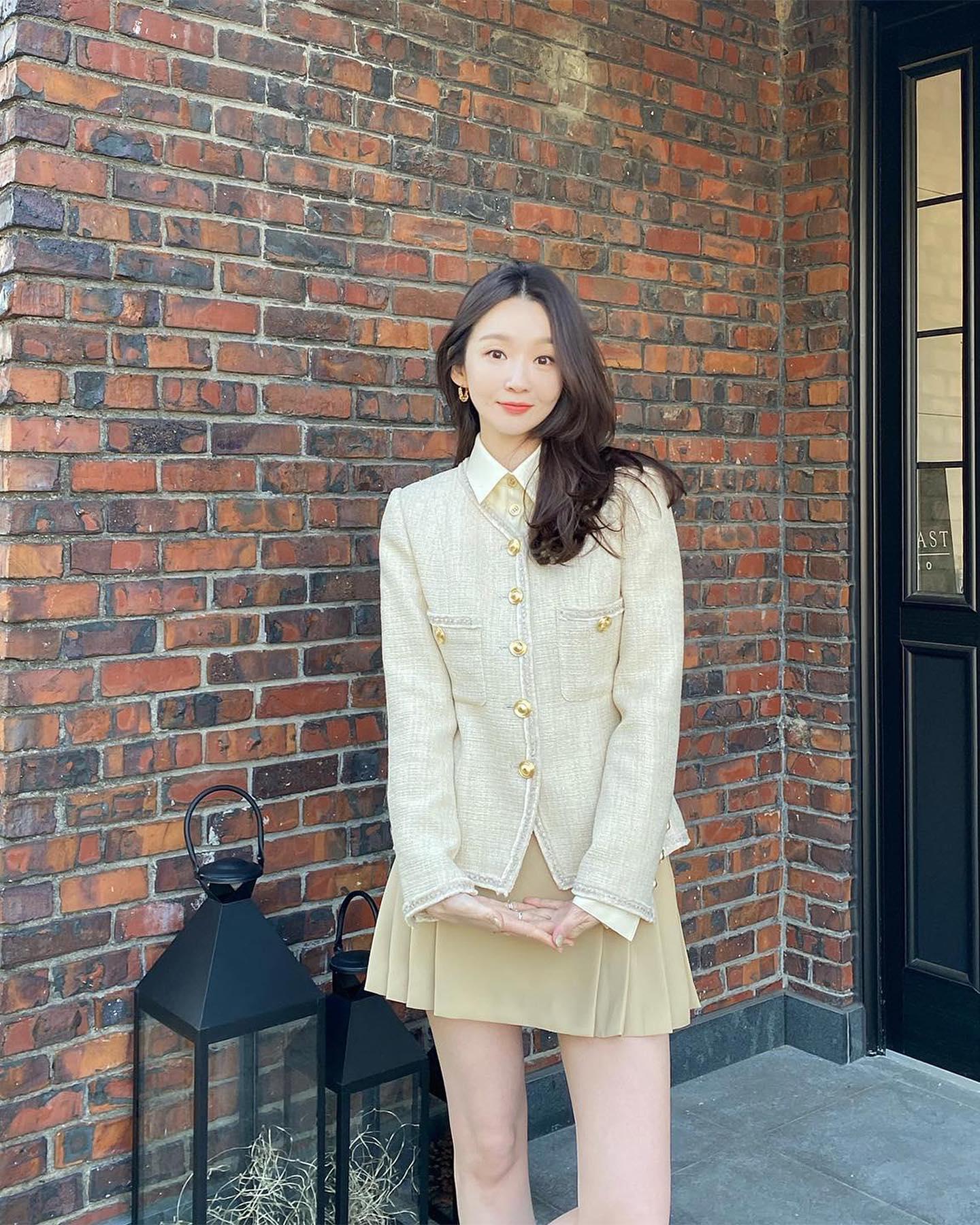 민경언니 주말 외출룩👜🤎참고해 이미지